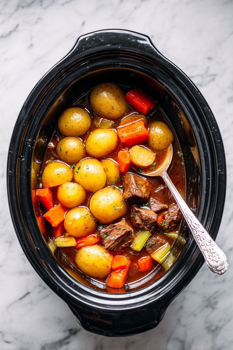 Hands-Off Slow Cooker Beef Stew: Hearty Comfort Food